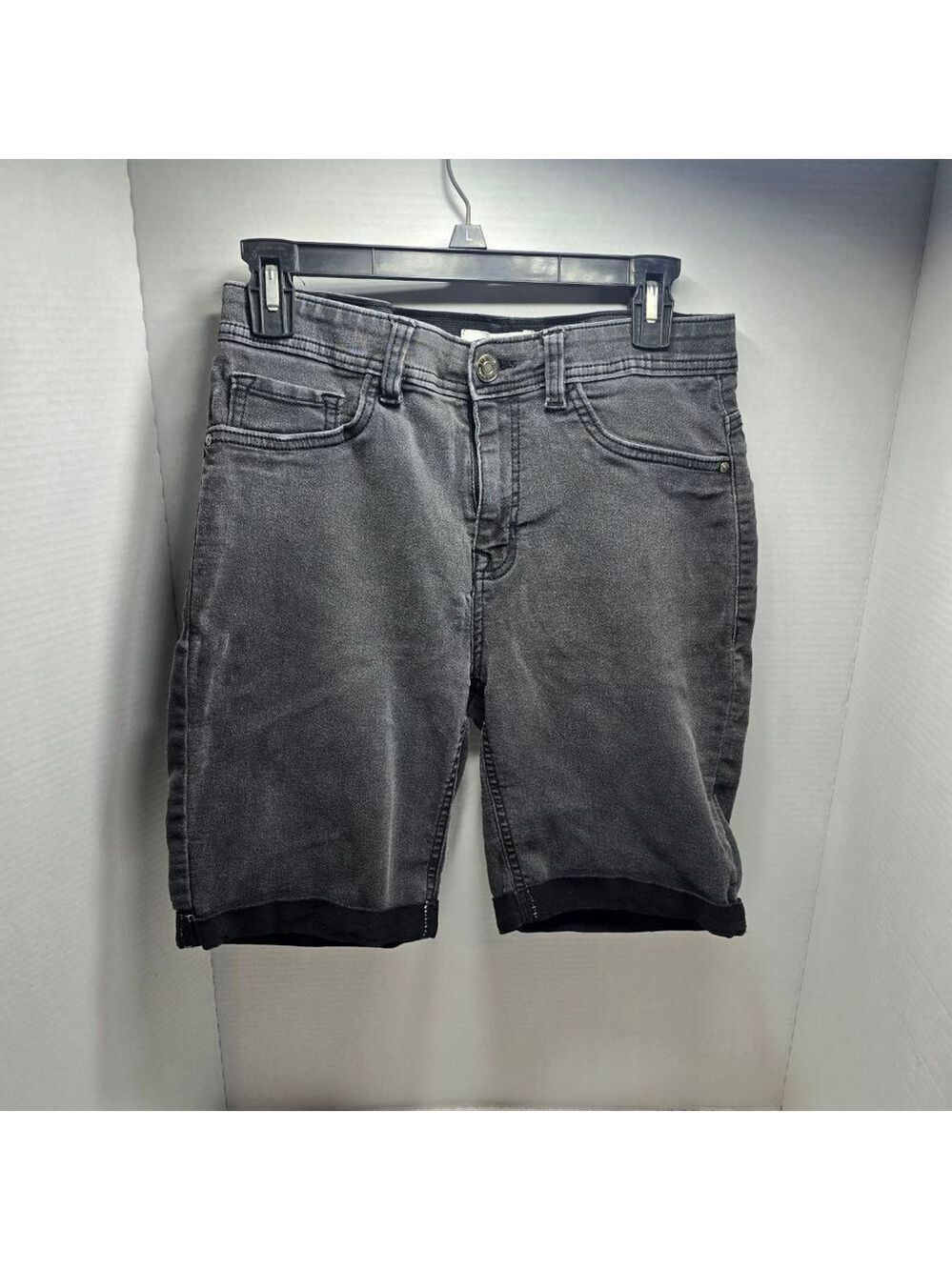 Women's Angels Gray 360 Sculpt Bermuda Shorts Size 10